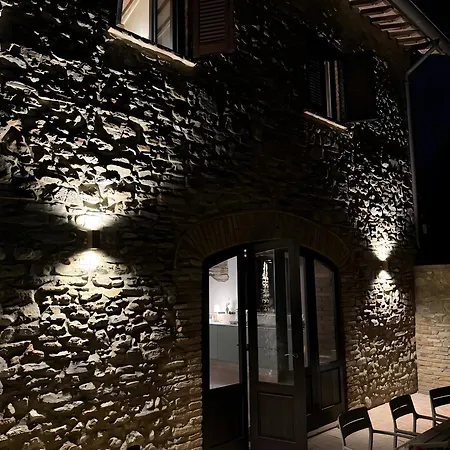 Casale San Pietro *
